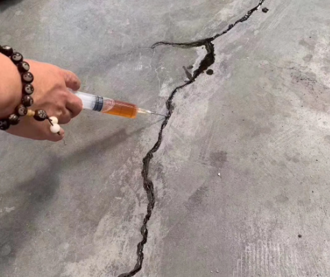 上思混凝土裂缝修补技术详解​